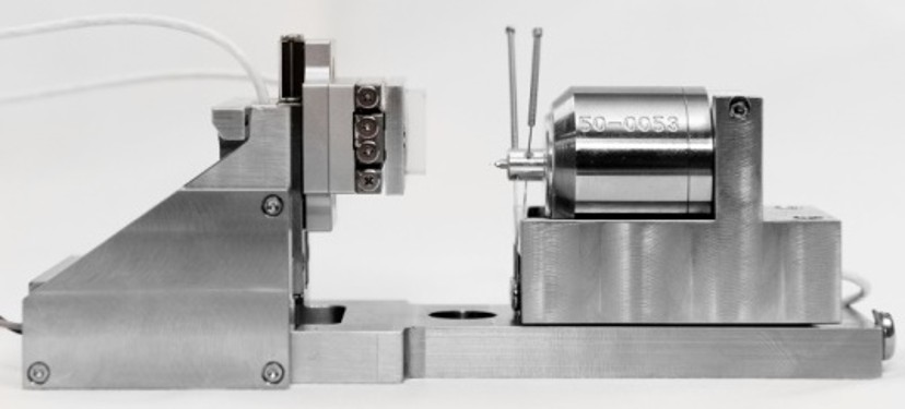 NanoFlip micromechanical testing stage