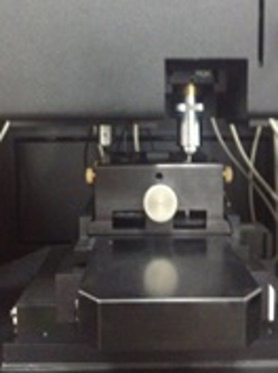 Nanoindentation testing stage